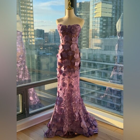 🆕 BRONX & BANCO 🧿 NWOT Jasmine Floral-Appliqued Gown, Lilac - Sz XS US 2 - Picture 4 of 16